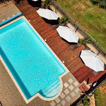 Hotel Le Clos Roussillon Pres De Sarlat ヴィトラック エクステリア 写真