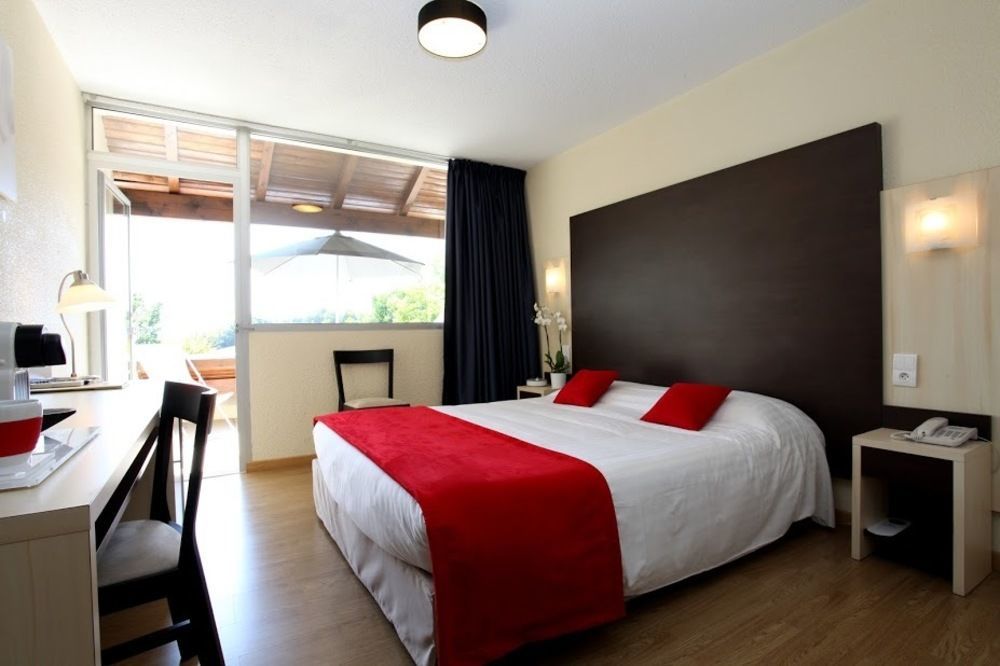 Hotel Le Clos Roussillon Pres De Sarlat ヴィトラック エクステリア 写真