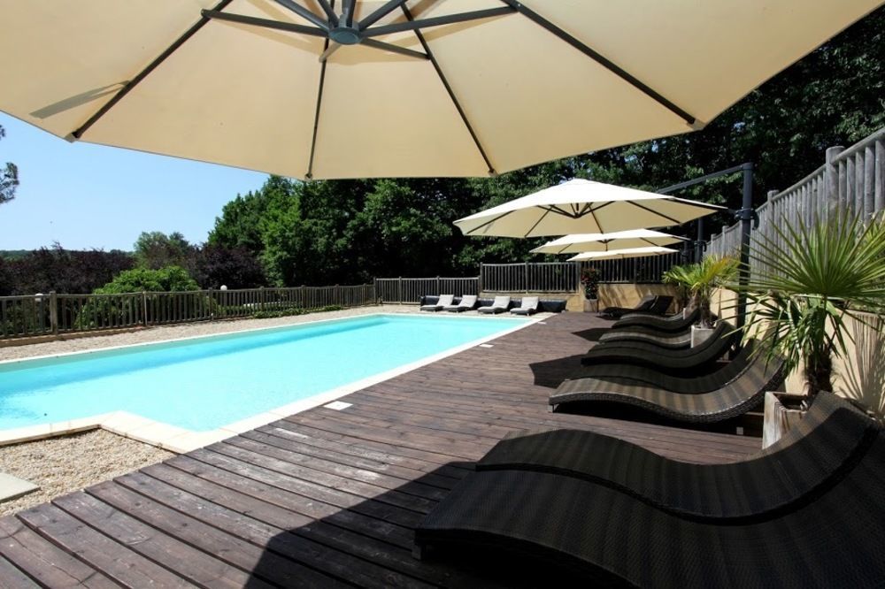Hotel Le Clos Roussillon Pres De Sarlat ヴィトラック エクステリア 写真