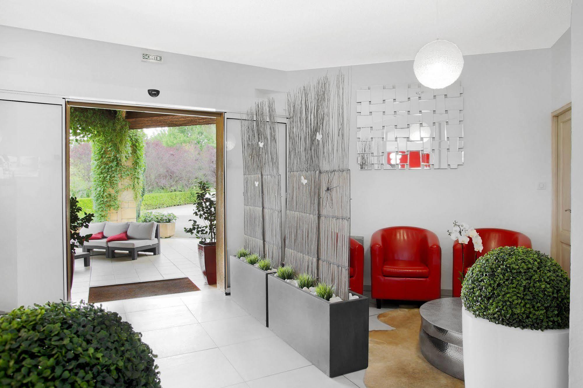 Hotel Le Clos Roussillon Pres De Sarlat ヴィトラック エクステリア 写真