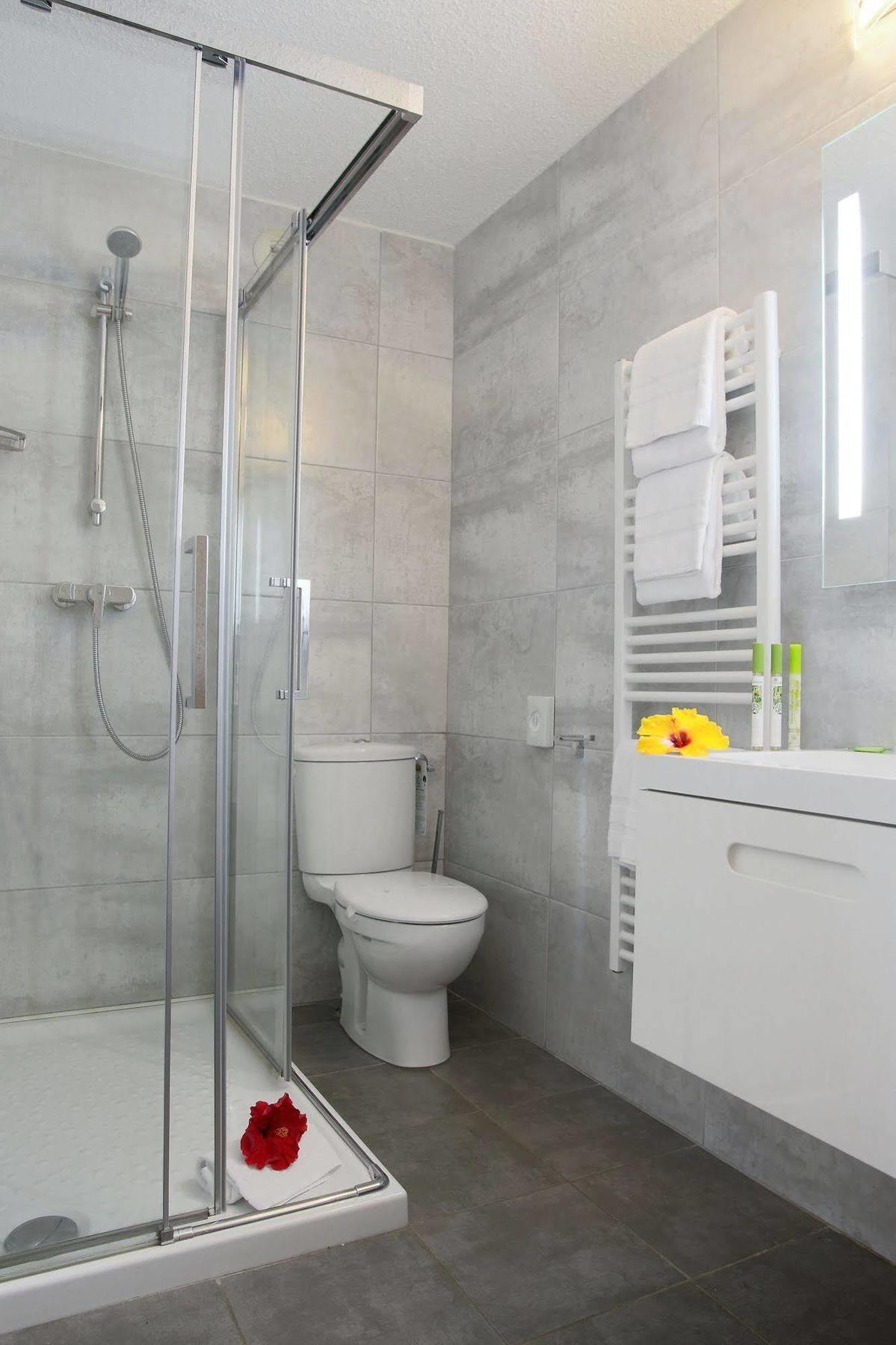 Hotel Le Clos Roussillon Pres De Sarlat ヴィトラック エクステリア 写真
