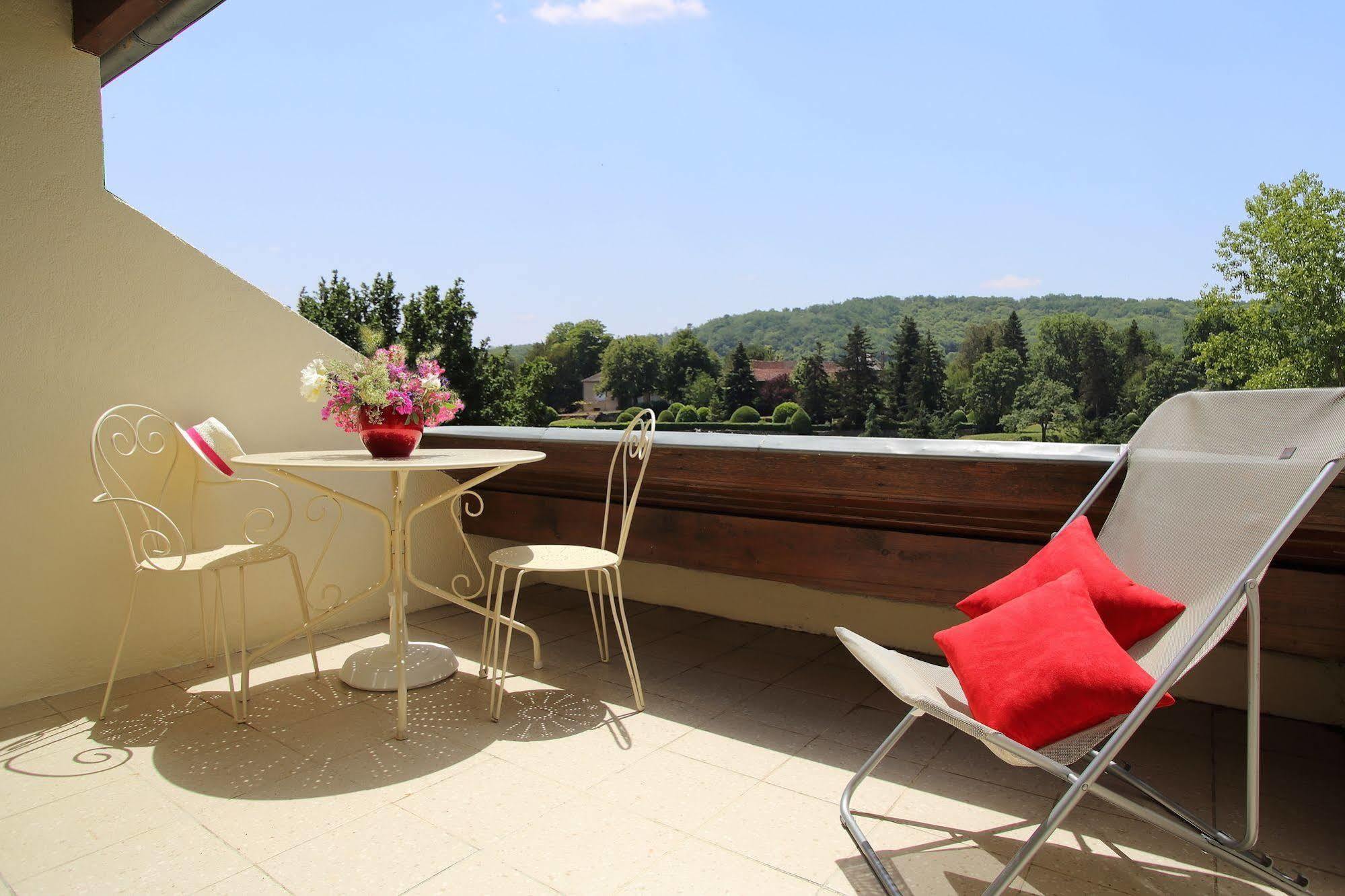 Hotel Le Clos Roussillon Pres De Sarlat ヴィトラック エクステリア 写真